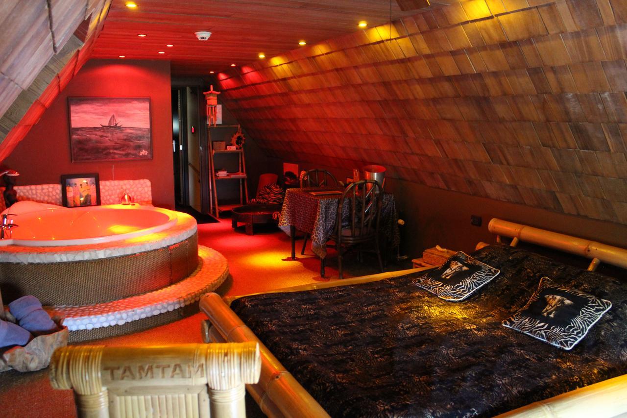 Bubble Lounge Hotel Hooglede Exteriör bild